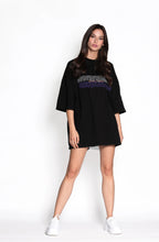 Lade das Bild in den Galerie-Viewer, T-Shirt "SEVENEIGHTNINE"